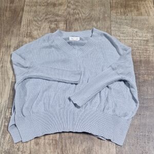 H&M Gray V-Neck Sweater Cozy Knit